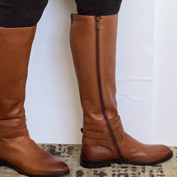 Sam Edelman beautiful boots - Picture 3 of 16